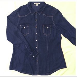 Western-flair Denim shirt, smallish XL